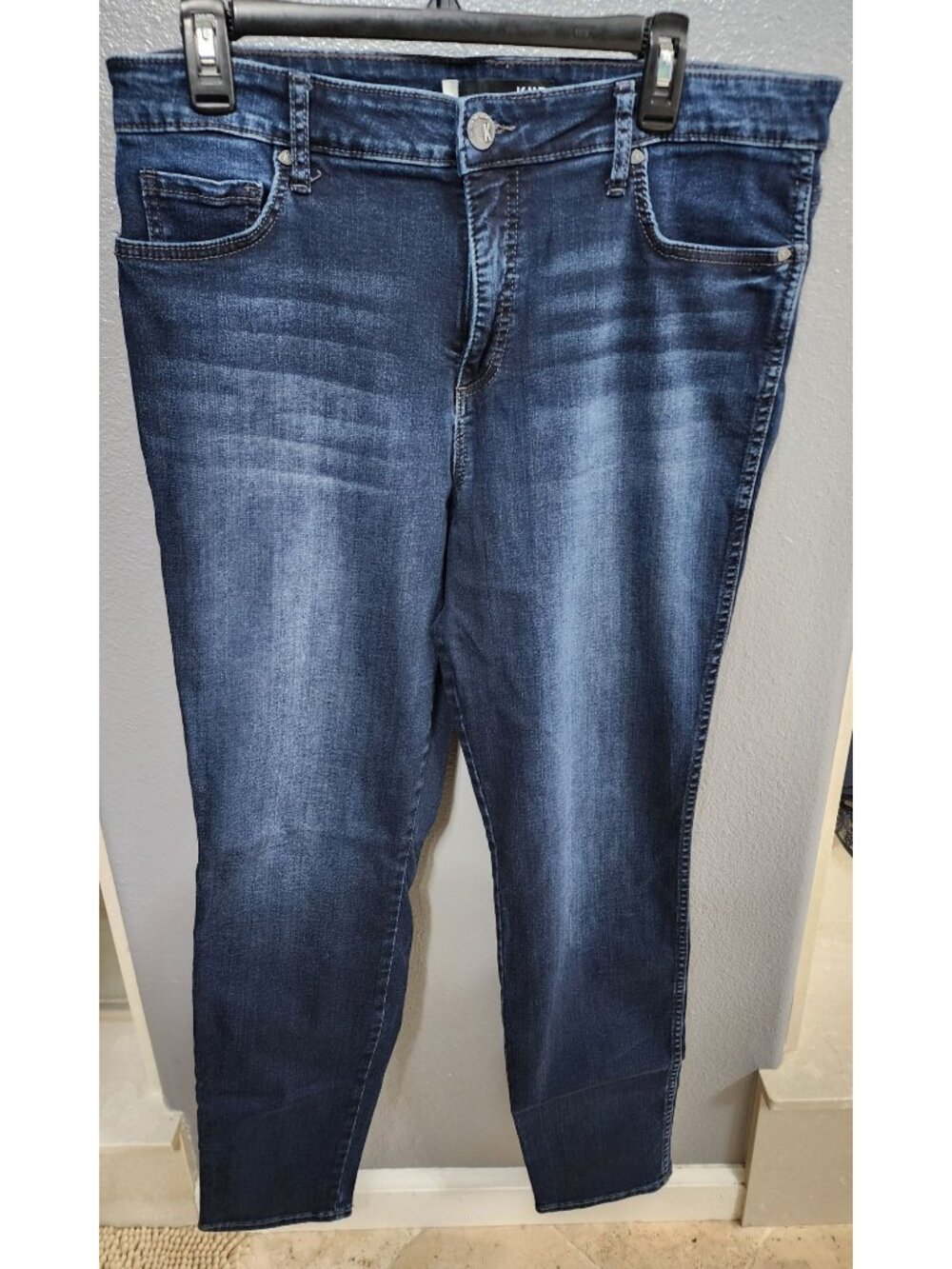 KUT from the Kloth Diana Dark Wash Ankle Skinny Jeans Classic Clean Hem